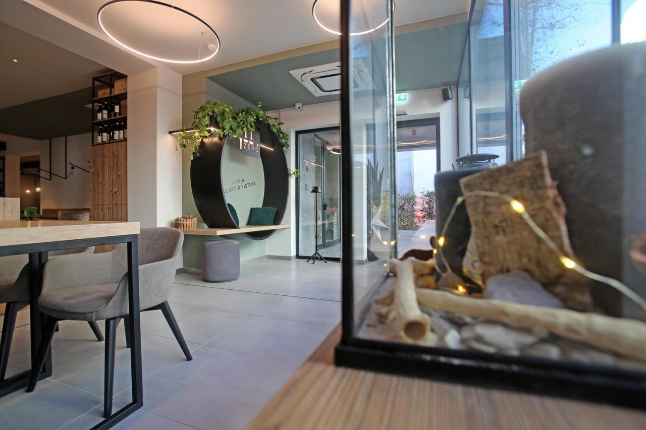 Meg Lifestyle Hotel & Apartaments Riccione Esterno foto