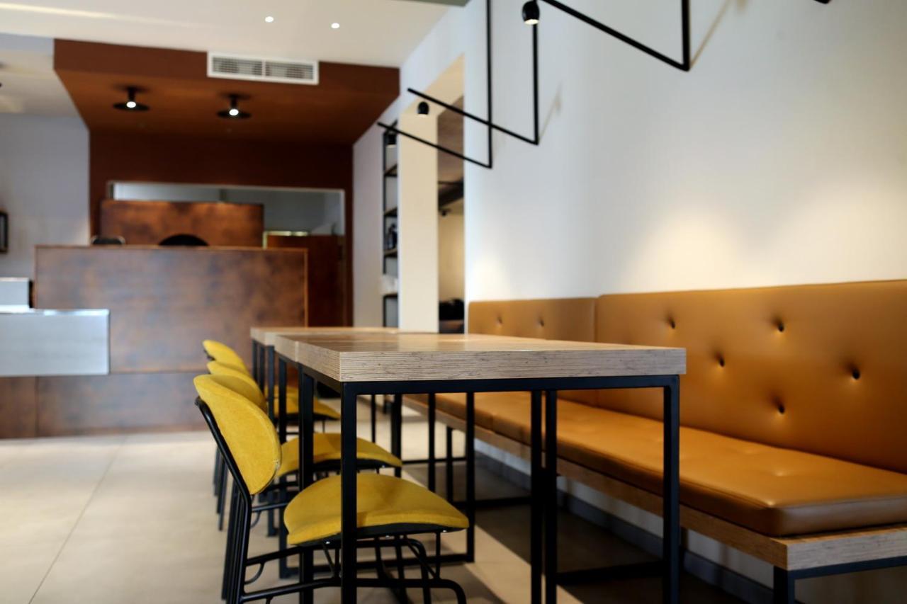 Meg Lifestyle Hotel & Apartaments Riccione Esterno foto