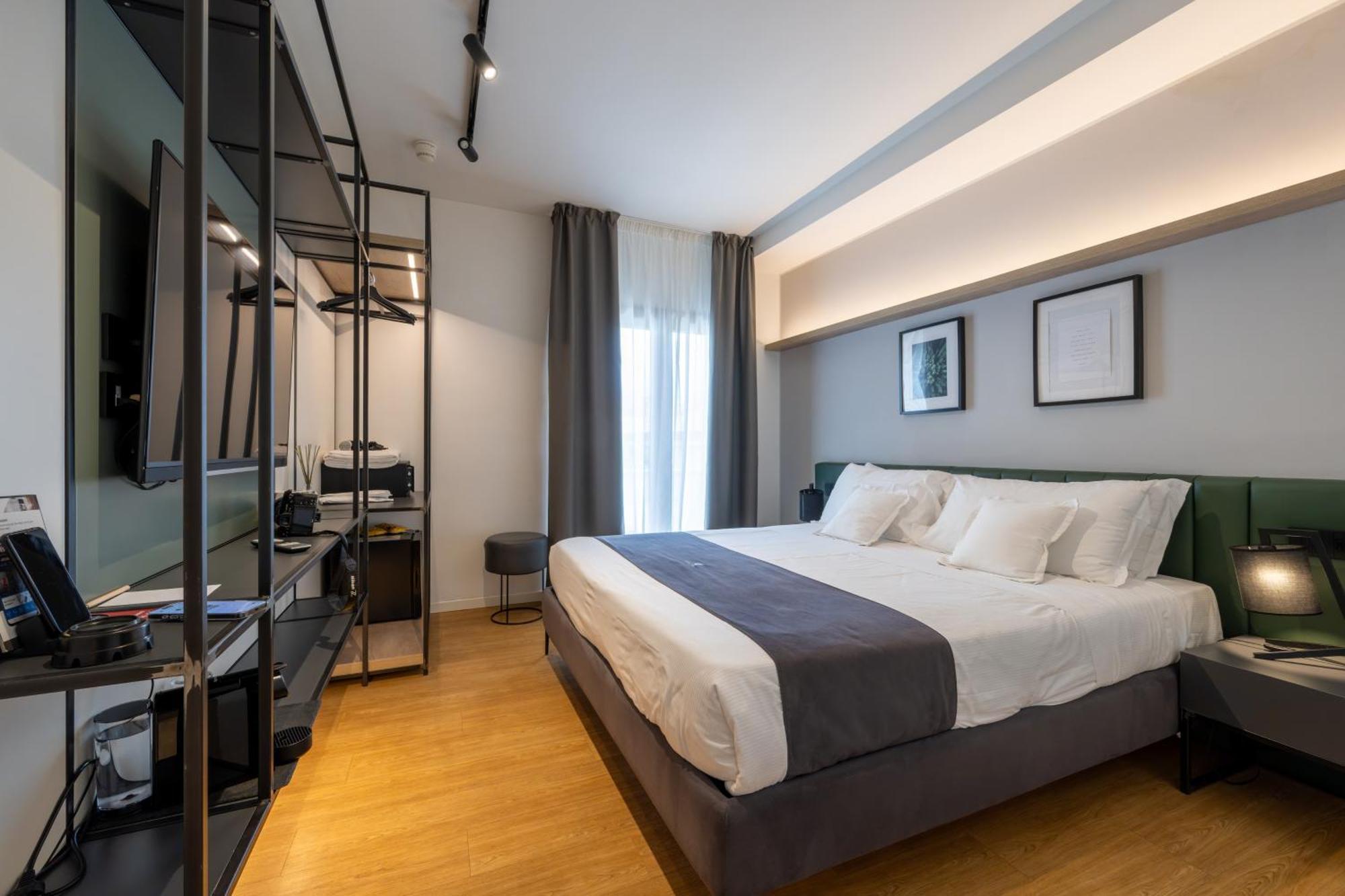 Meg Lifestyle Hotel & Apartaments Riccione Esterno foto