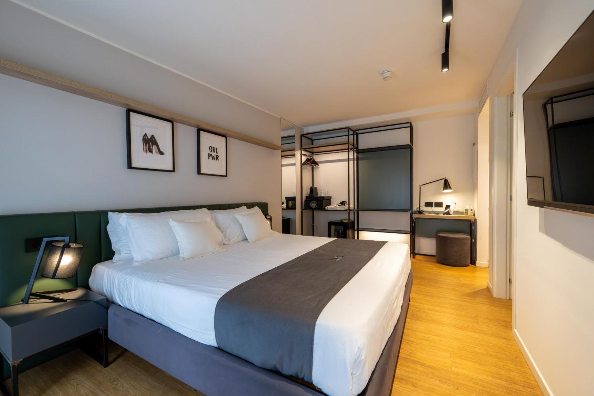 Meg Lifestyle Hotel & Apartaments Riccione Esterno foto